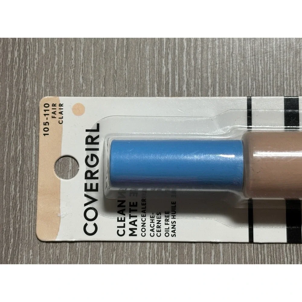 NEW Covergirl Clean Matte Concealer 105-110 Fair Clair Oil Free 0.37 fl oz New